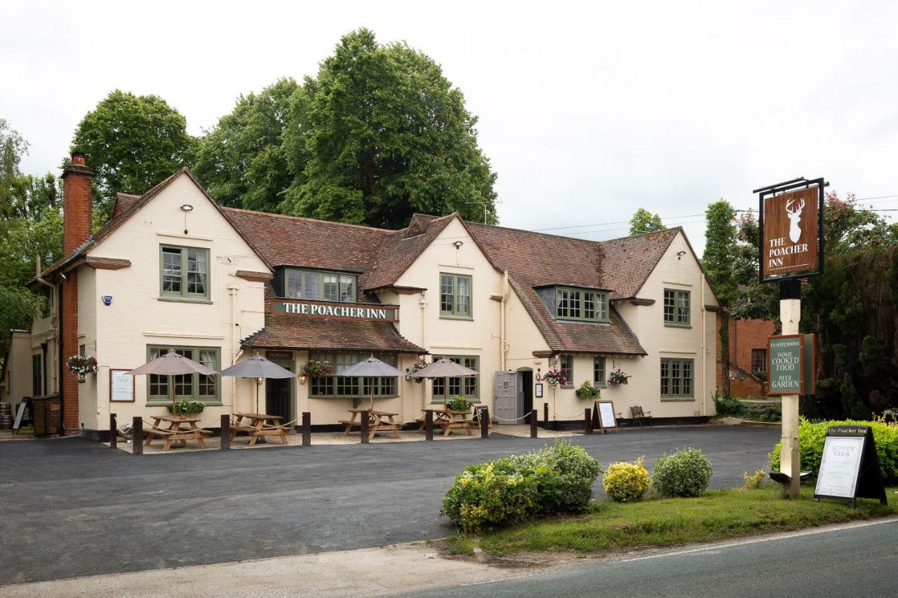 The Poacher Inn Hook  Exteriér fotografie