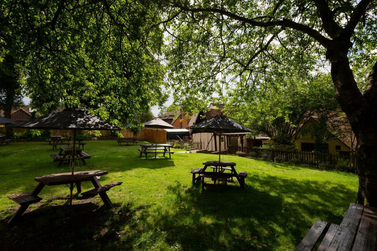 The Poacher Inn Hook  Exteriér fotografie